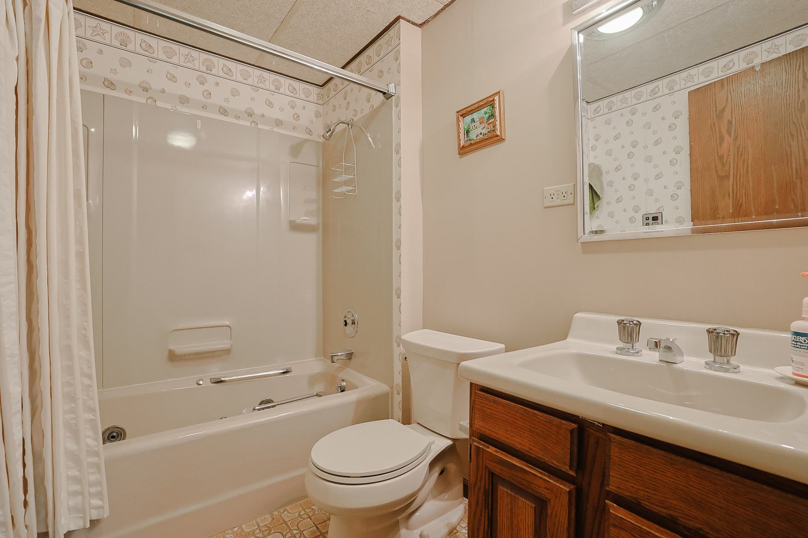 9 Camelot Dr, Oak Brook, IL, 60523, USA, 4 Bedrooms Bedrooms, ,4 BathroomsBathrooms,Residential,Active,9 Camelot Dr,12718210