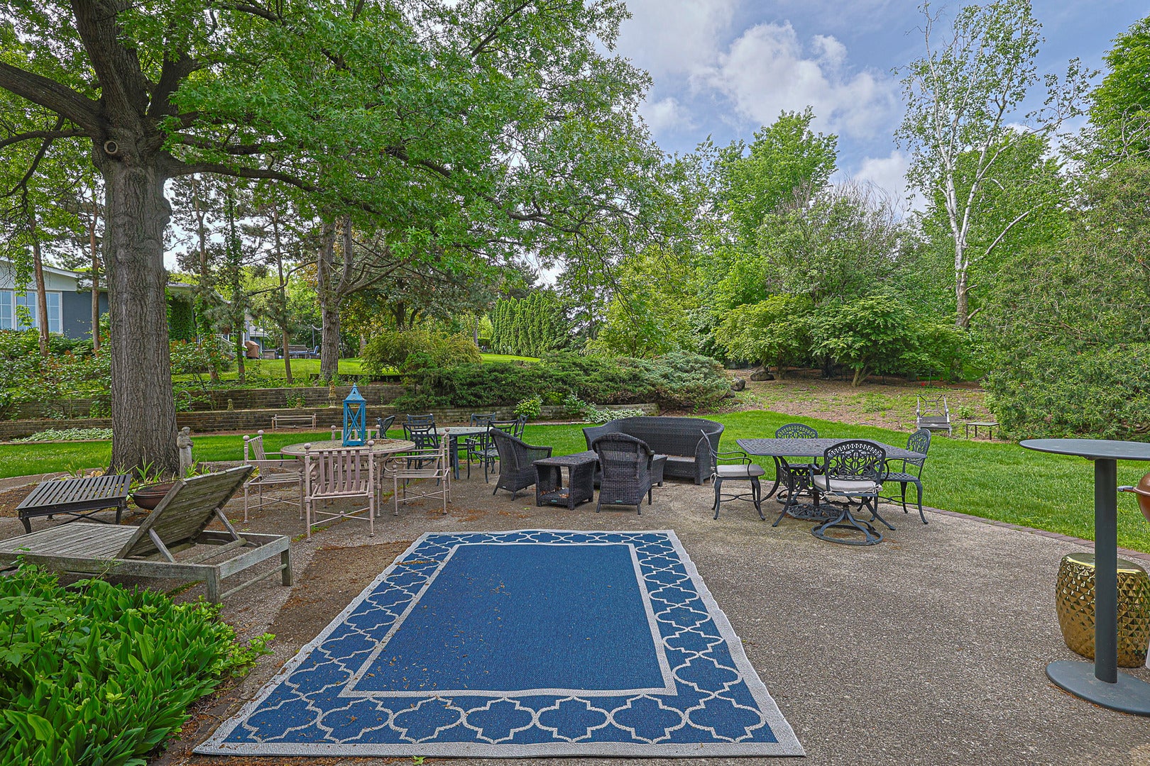 9 Camelot Dr, Oak Brook, IL, 60523, USA, 4 Bedrooms Bedrooms, ,4 BathroomsBathrooms,Residential,Active,9 Camelot Dr,12718210