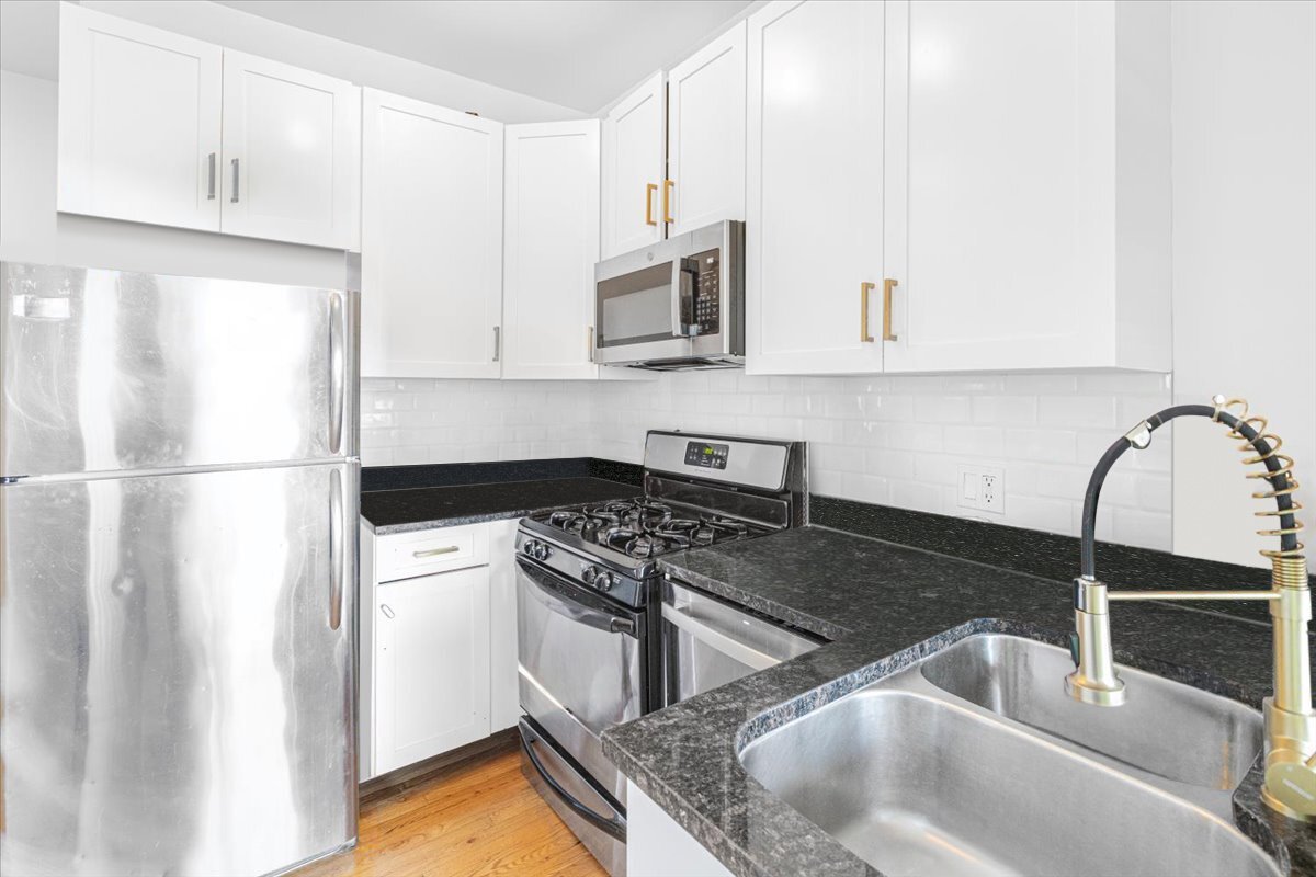 4855 N Springfield Avenue 3