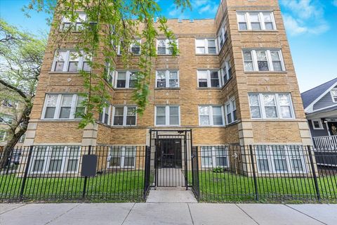 4855 N Springfield Avenue 3 Chicago IL 60625