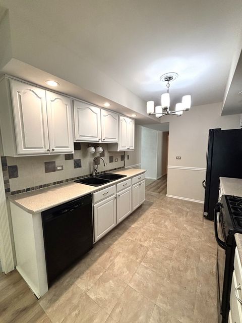 Tiny photo for 2S651 Ashley Drive, Glen Ellyn, IL 60137 (MLS # 12482444)