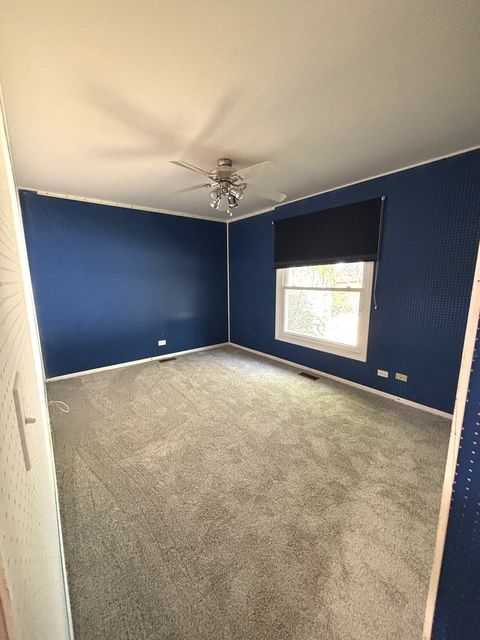 Tiny photo for 2S651 Ashley Drive, Glen Ellyn, IL 60137 (MLS # 12482444)