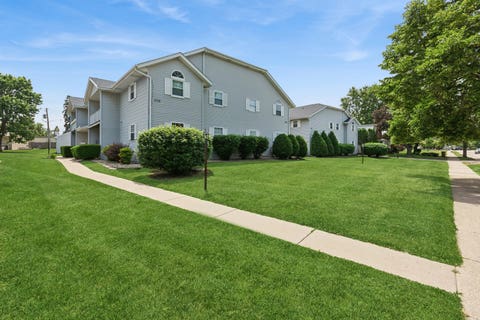 Tiny photo for 1118 Ingalls Avenue #1, Joliet, IL 60435 (MLS # 12662367)