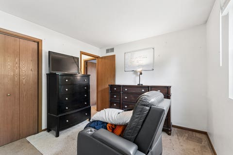 Tiny photo for 1118 Ingalls Avenue #1, Joliet, IL 60435 (MLS # 12662367)