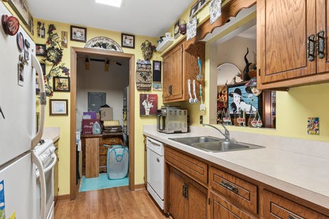 Tiny photo for 1118 Ingalls Avenue #1, Joliet, IL 60435 (MLS # 12662367)
