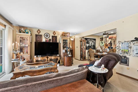 Tiny photo for 1118 Ingalls Avenue #1, Joliet, IL 60435 (MLS # 12662367)
