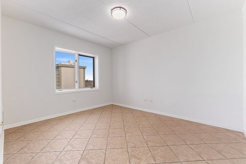 Tiny photo for 5555 N Cumberland Avenue #803, Chicago, IL 60656 (MLS # 12531174)