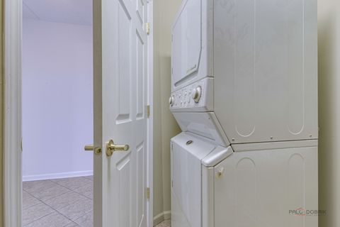 Tiny photo for 5555 N Cumberland Avenue #803, Chicago, IL 60656 (MLS # 12531174)