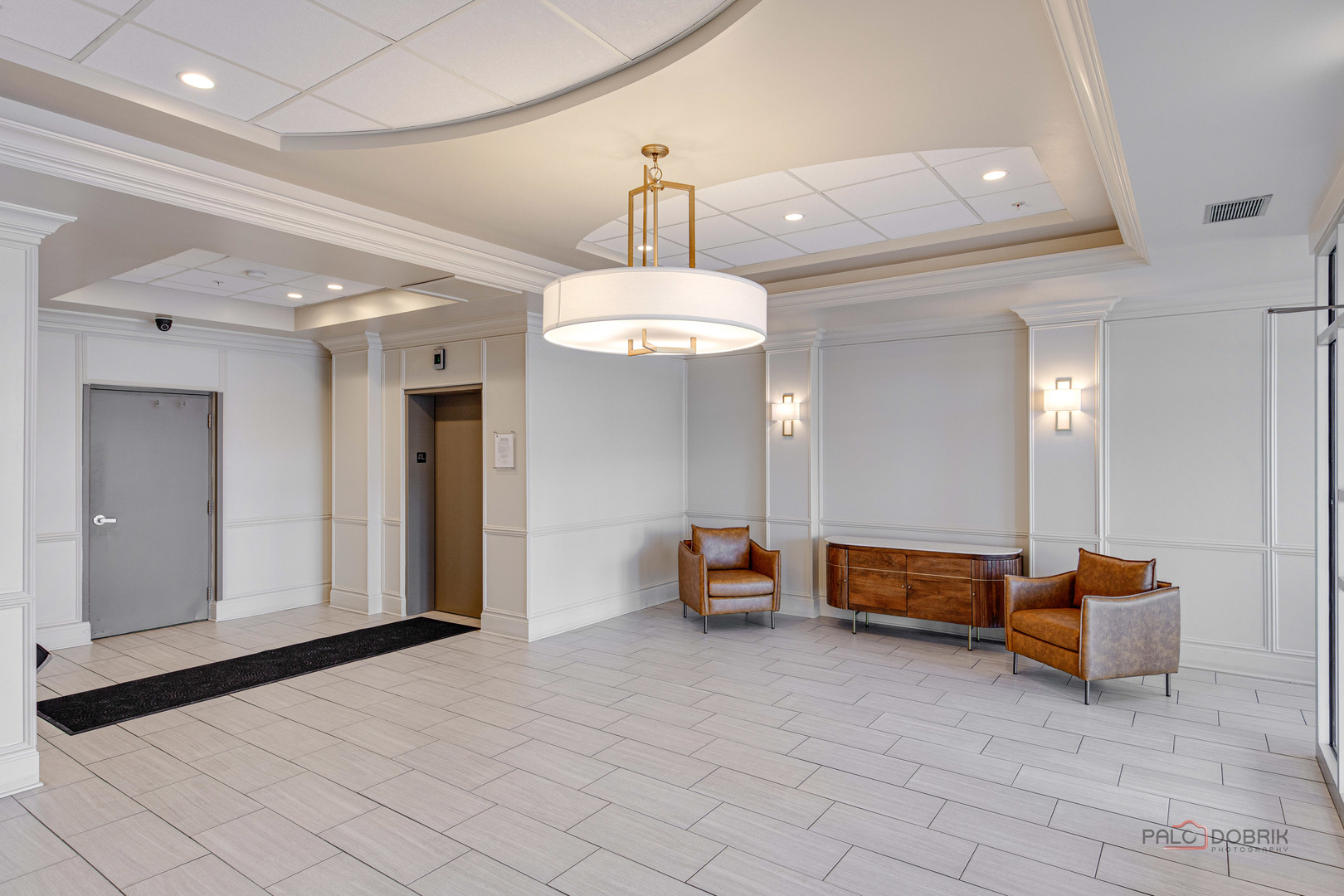 5555 N Cumberland Avenue 803