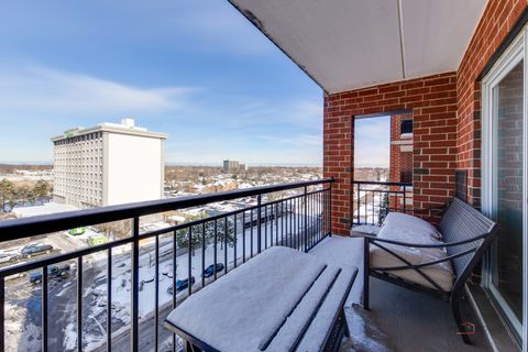 Tiny photo for 5555 N Cumberland Avenue #803, Chicago, IL 60656 (MLS # 12531174)