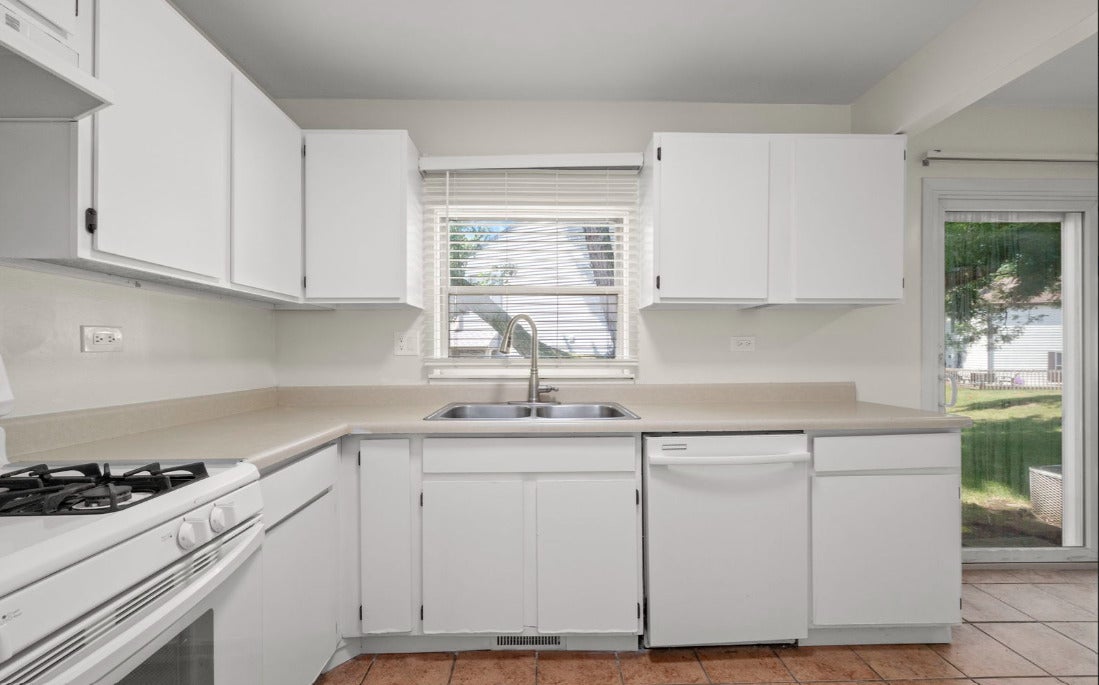 2651 Country Oaks Court
