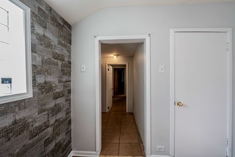 Tiny photo for 9810 Menard Avenue, Oak Lawn, IL 60453 (MLS # 12521526)