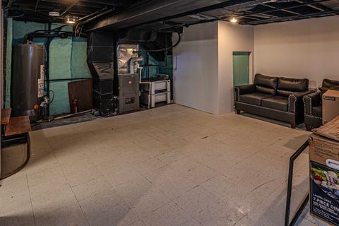 Tiny photo for 9810 Menard Avenue, Oak Lawn, IL 60453 (MLS # 12521526)