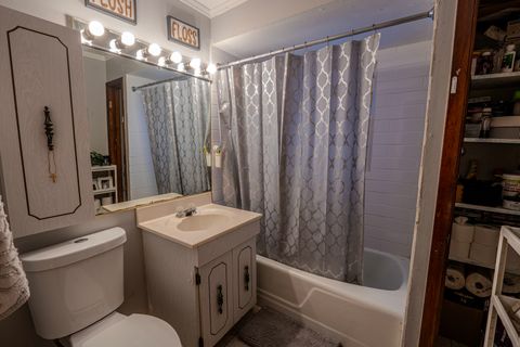 Tiny photo for 9810 Menard Avenue, Oak Lawn, IL 60453 (MLS # 12521526)