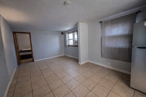 Tiny photo for 9810 Menard Avenue, Oak Lawn, IL 60453 (MLS # 12521526)