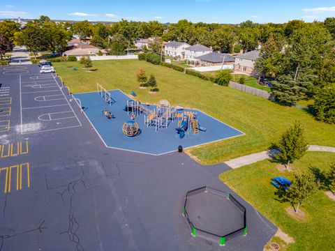 Tiny photo for 1817 E Maya Lane, Mount Prospect, IL 60056 (MLS # 12487550)