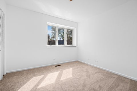 Tiny photo for 1817 E Maya Lane, Mount Prospect, IL 60056 (MLS # 12487550)