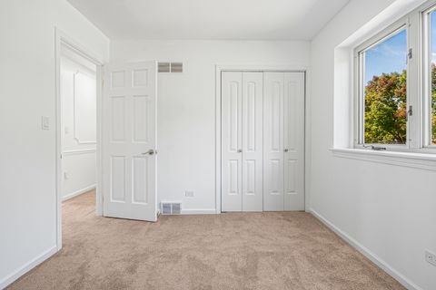 Tiny photo for 1817 E Maya Lane, Mount Prospect, IL 60056 (MLS # 12487550)