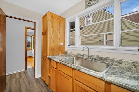 Tiny photo for 537 Saint George Street, Ottawa, IL 61350 (MLS # 12589424)