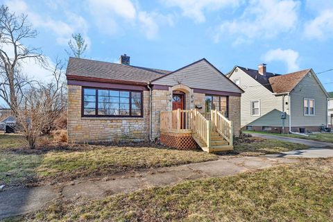Tiny photo for 537 Saint George Street, Ottawa, IL 61350 (MLS # 12589424)