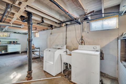 Tiny photo for 537 Saint George Street, Ottawa, IL 61350 (MLS # 12589424)