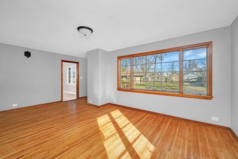 Tiny photo for 537 Saint George Street, Ottawa, IL 61350 (MLS # 12589424)