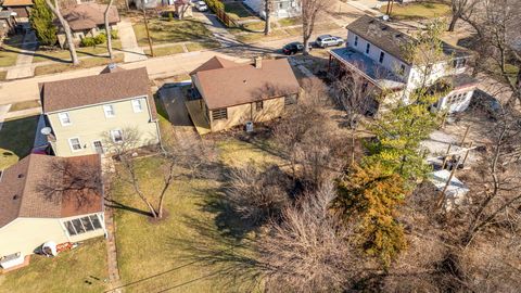 Tiny photo for 537 Saint George Street, Ottawa, IL 61350 (MLS # 12589424)