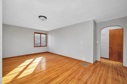 Tiny photo for 537 Saint George Street, Ottawa, IL 61350 (MLS # 12589424)