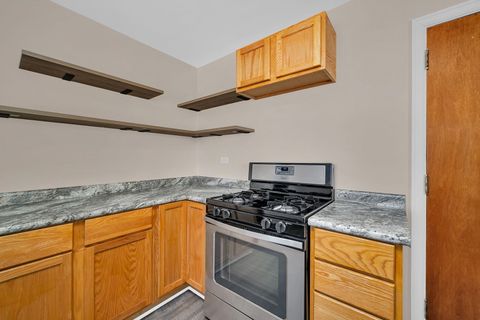 Tiny photo for 537 Saint George Street, Ottawa, IL 61350 (MLS # 12589424)