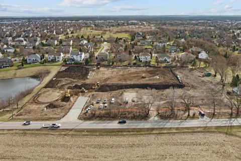 Photo of Unit 8A Prairie Grove Drive, Geneva, IL 60134 (MLS # 12600345)