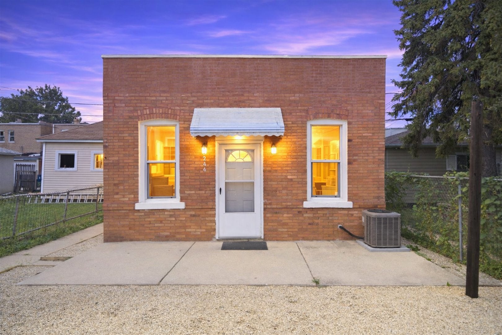 1624 S 59th Court