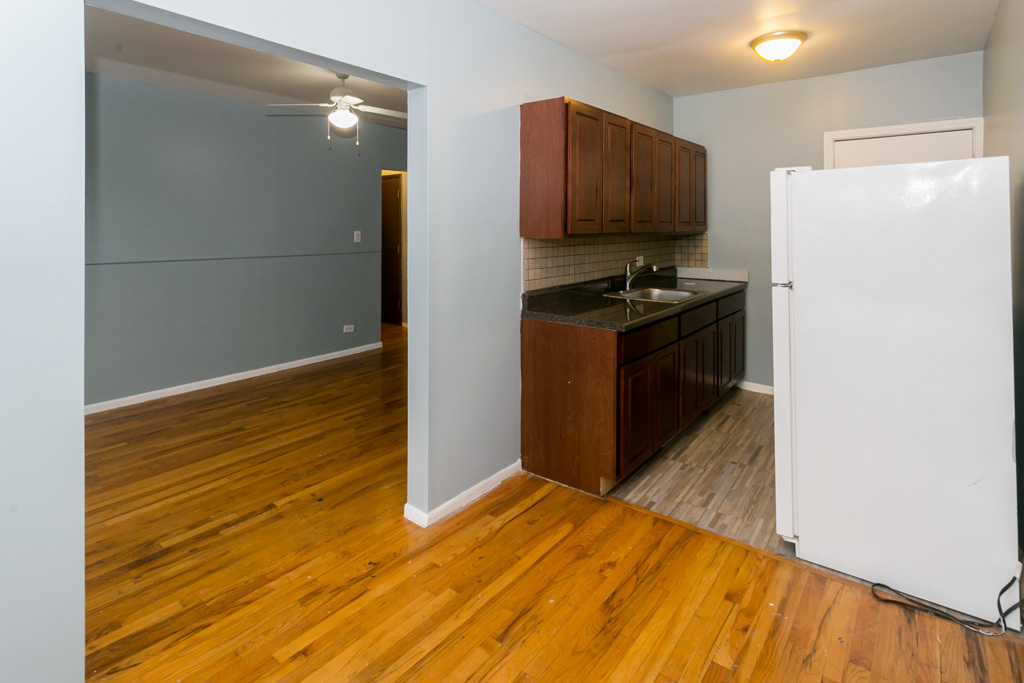 4515 N Malden Street 3C