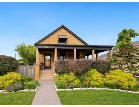 7246 N Oleander Avenue Chicago IL 60631