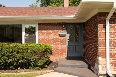 Tiny photo for 10815 S 71st Court, Worth, IL 60482 (MLS # 12655713)