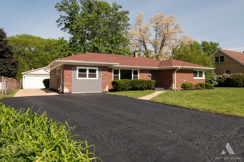 Tiny photo for 10815 S 71st Court, Worth, IL 60482 (MLS # 12655713)
