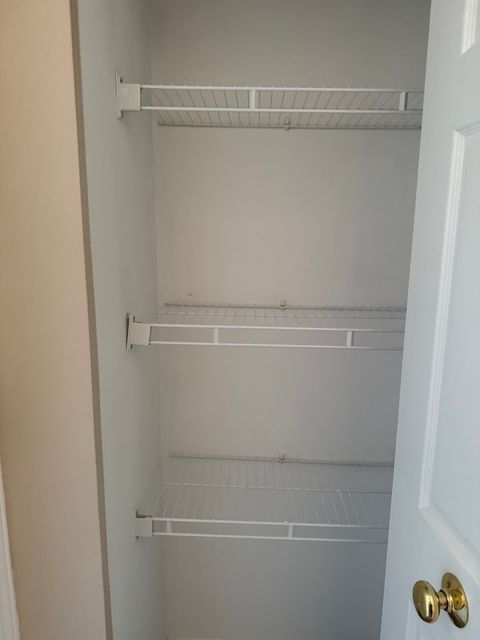 Tiny photo for 239 W Court Of Shorewood #1B, Vernon Hills, IL 60061 (MLS # 12434029)