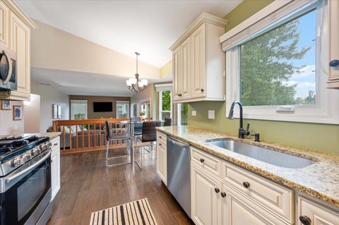 Tiny photo for 169 Park Meadow Lane, Bolingbrook, IL 60440 (MLS # 12772771)