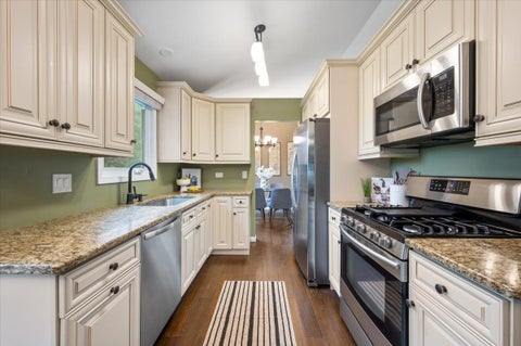 Tiny photo for 169 Park Meadow Lane, Bolingbrook, IL 60440 (MLS # 12772771)