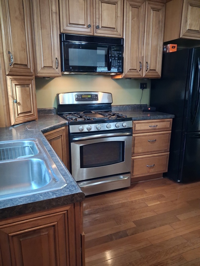 5312 S Keeler Avenue