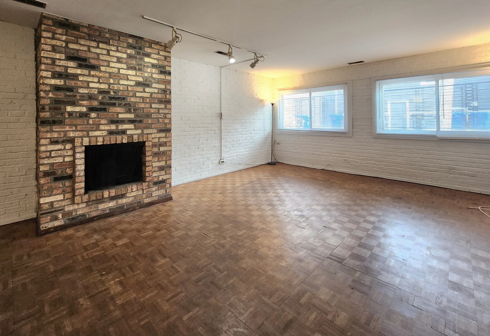 1255 W Belden Avenue 05A