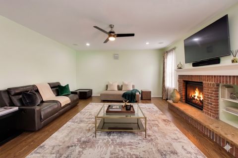 Tiny photo for 3091 Long Common Parkway, Elgin, IL 60124 (MLS # 12622478)
