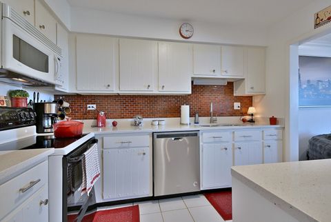 Tiny photo for 190 S Wood Dale Road #902, Wood Dale, IL 60191 (MLS # 12546483)