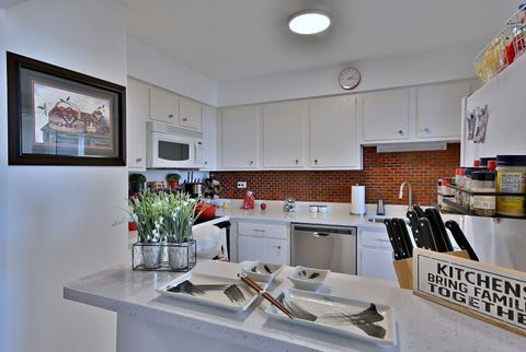 Tiny photo for 190 S Wood Dale Road #902, Wood Dale, IL 60191 (MLS # 12546483)