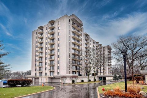 Tiny photo for 190 S Wood Dale Road #902, Wood Dale, IL 60191 (MLS # 12546483)