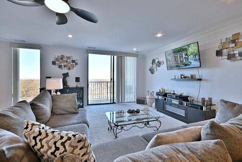 Tiny photo for 190 S Wood Dale Road #902, Wood Dale, IL 60191 (MLS # 12546483)