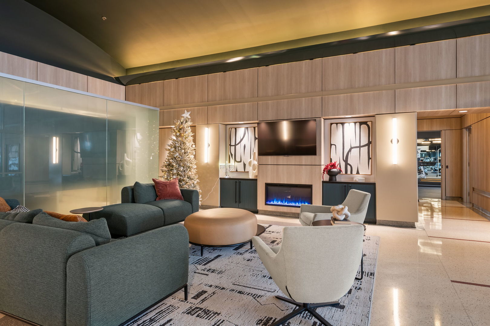 933 W VAN BUREN Street 508