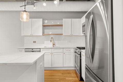 Tiny photo for 933 W VAN BUREN Street #508, Chicago, IL 60607 (MLS # 12559154)