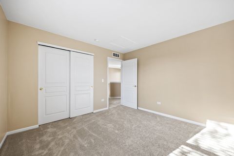 Tiny photo for 6 CATALPA Court, Bolingbrook, IL 60490 (MLS # 12604325)