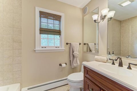 Tiny photo for 22W425 Broker Road, Medinah, IL 60157 (MLS # 12460650)
