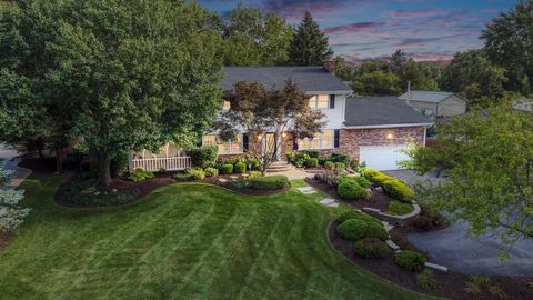 Tiny photo for 22W425 Broker Road, Medinah, IL 60157 (MLS # 12460650)